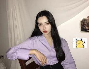 美女网红吃瓜,吃瓜现场，笑料百出！