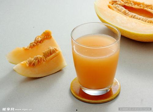 网红鹅吃哈密瓜是真的吗,真相揭秘