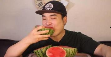 网红吃老汉瓜是谁啊,背后的故事与争议
