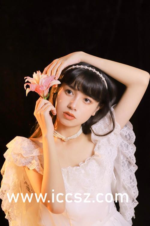 热门黑料吃瓜网,吃瓜网带你探秘娱乐圈幕后真相