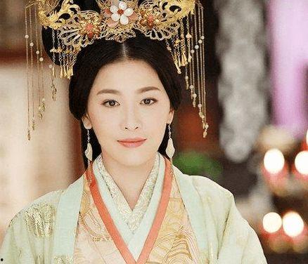 吃瓜古装网红,揭秘吃瓜古装网红的时尚传奇