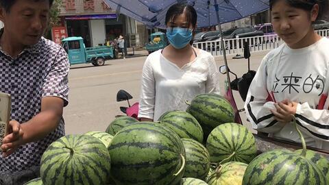 安徽网红吃瓜事件真相揭秘,揭秘背后真相与争议